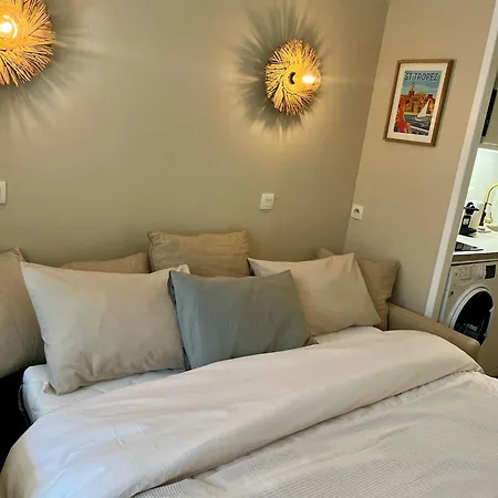 Casa Lamezia - T2 Glycines 2057 - Les Restanques Apartment *