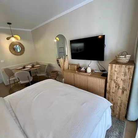 Casa Lamezia - T2 Glycines 2057 - Les Restanques Apartment