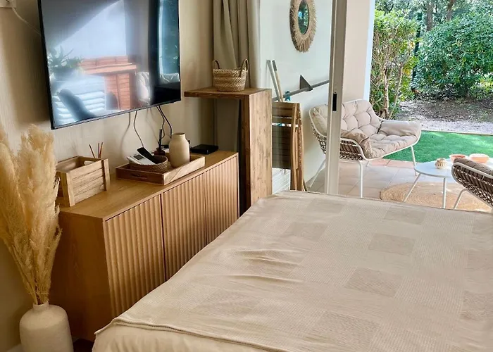 Casa Lamezia - T2 Glycines 2057 - Les Restanques Apartment *